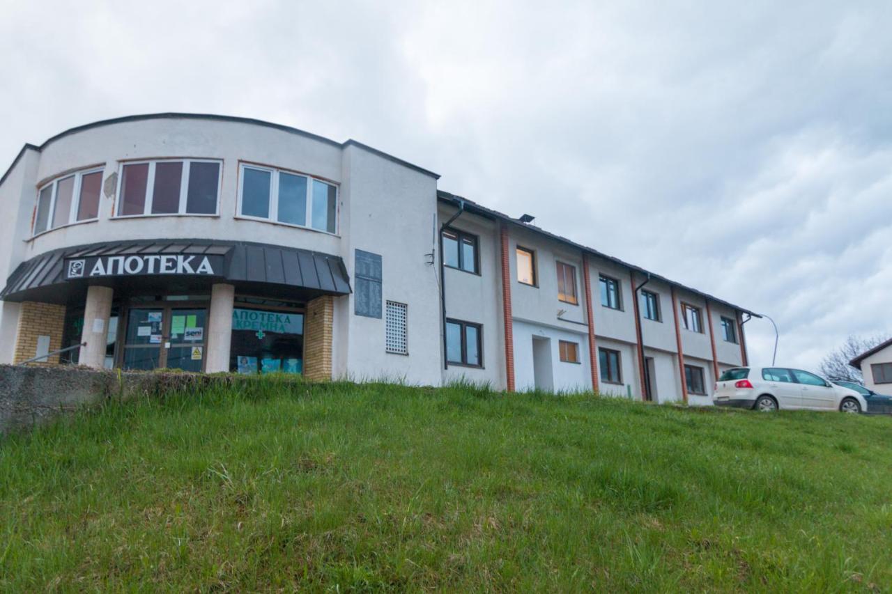 Aparthotel Viktorijini Konaci Kremna Exterior foto